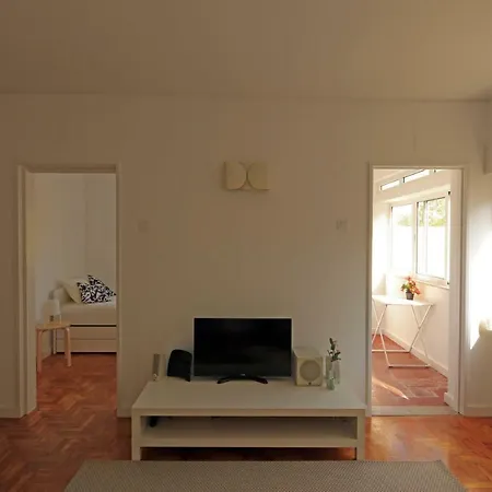 Olivais Design Flat * Lisbon